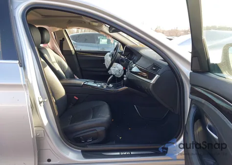 2015 BMW 528I xDrive z USA, uszkodzony, nr VIN WBA5A7C57FD621849